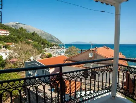 Fernandas Traditional 2 Floor House * Poros (Kefalonia)