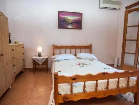 Fernandas Traditional 2 Floor House Ferienhaus