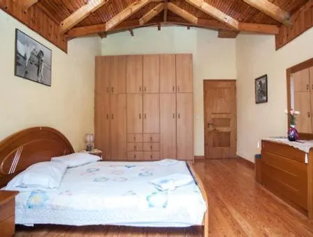 Fernandas Traditional 2 Floor House * Poros (Kefalonia)
