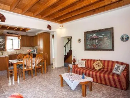 Fernandas Traditional 2 Floor House Σπίτι διακοπών Πόρος